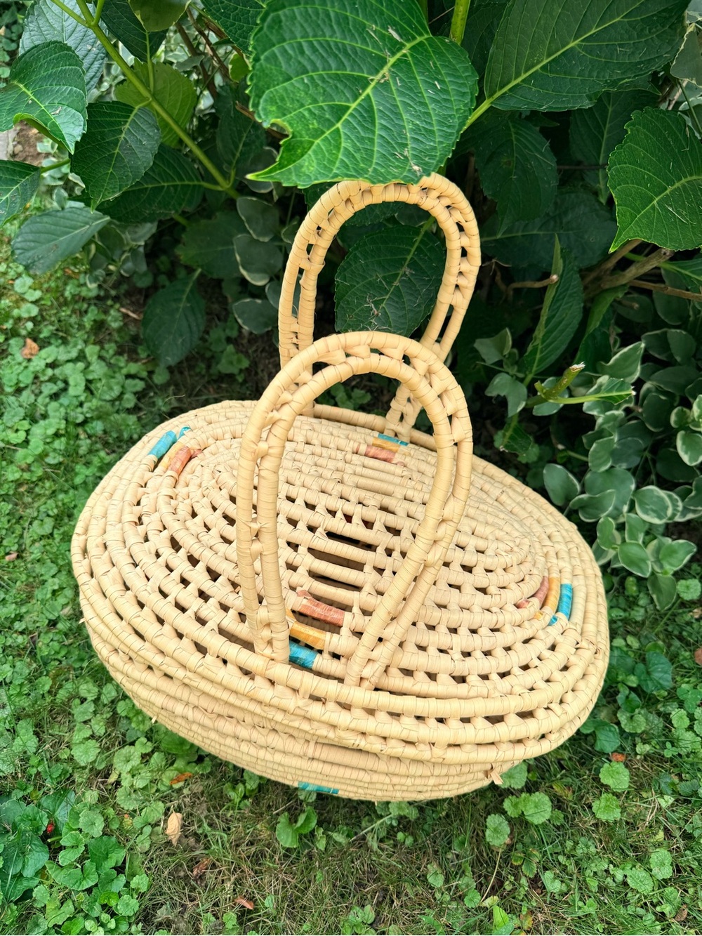 Vintage Woven Straw Oval Handbag, storage, sewing bask Double Handles - Natural